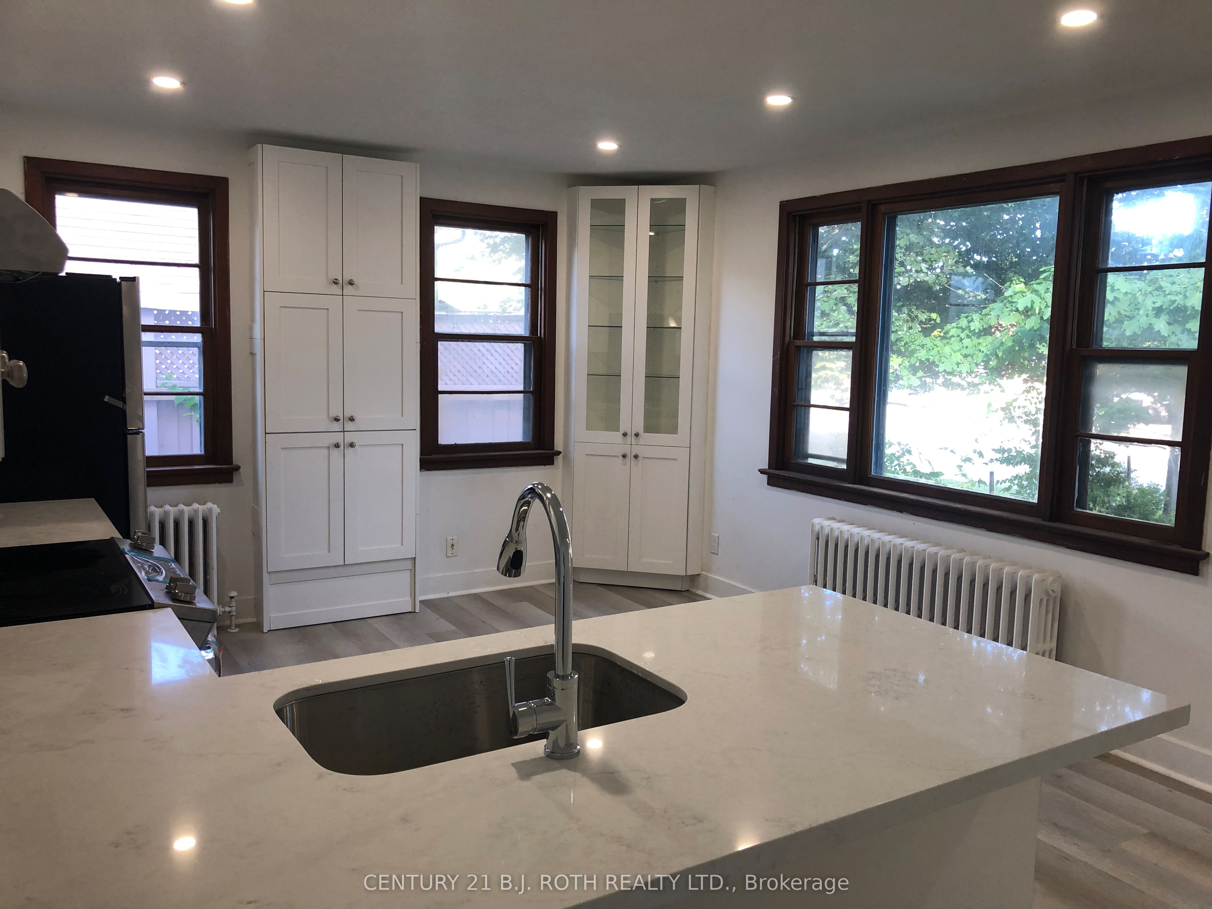 34 Cundles Road E, Barrie, ON, L4M 2Z5 photo 4