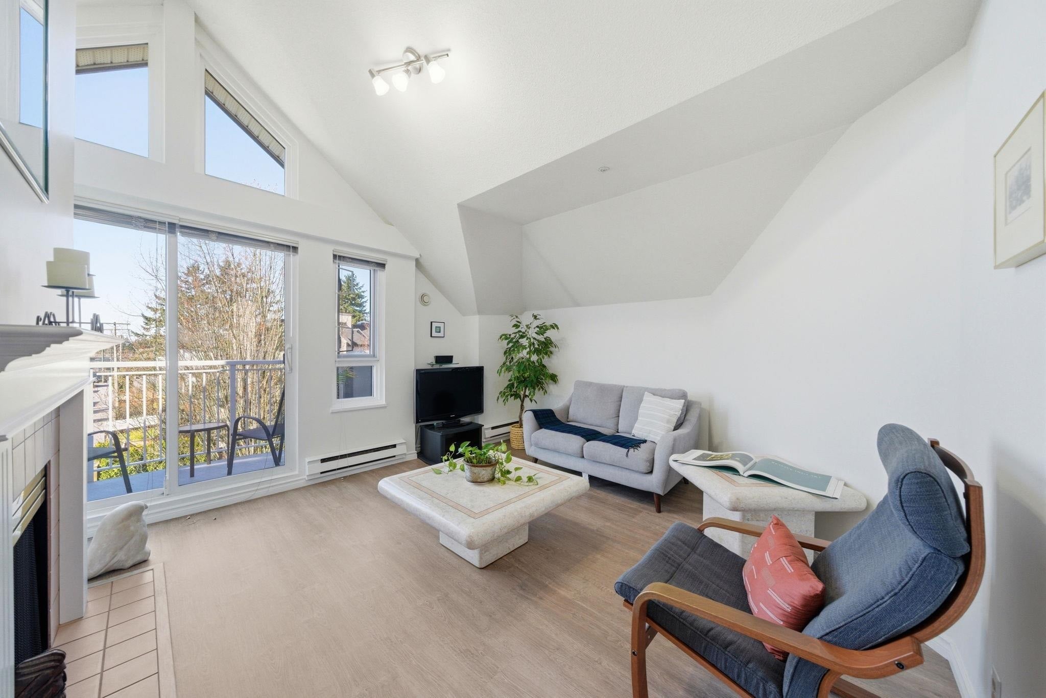 Additional image 2 of PH2-2736 Victoria Drive, Vancouver, BC, V5N 4L4