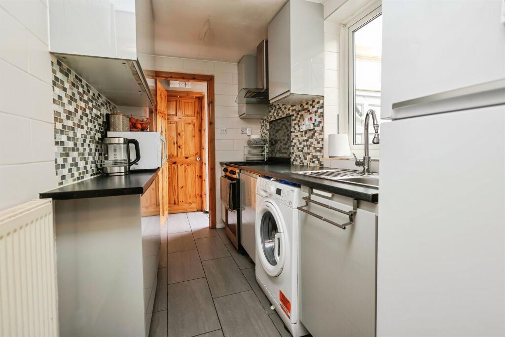 Ash Grove, Birmingham photo 3