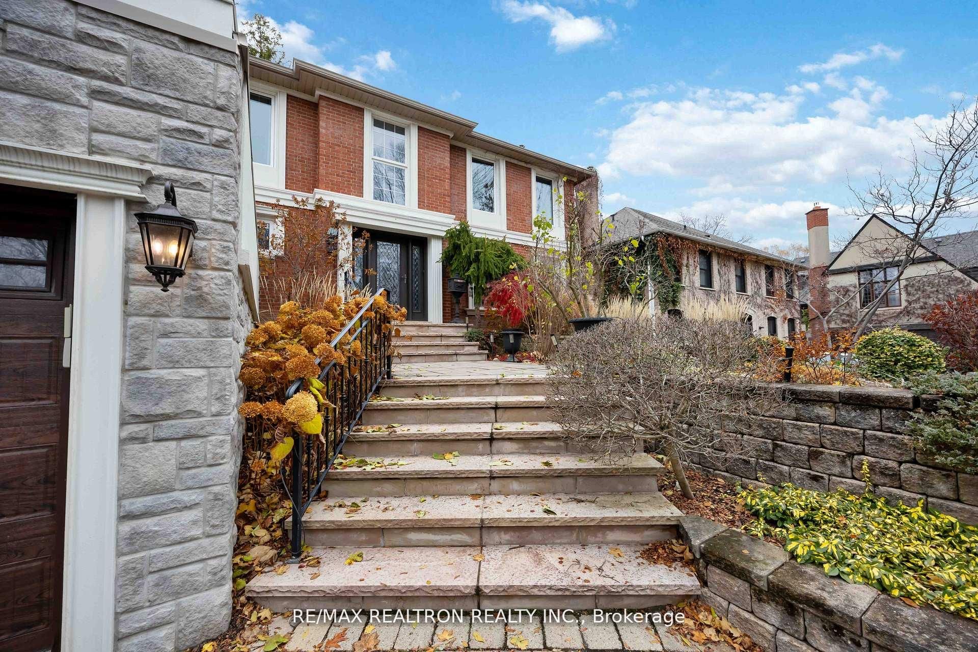 Additional image 2 of 12 Donwoods Drive, Toronto, ON, M4N 2G1