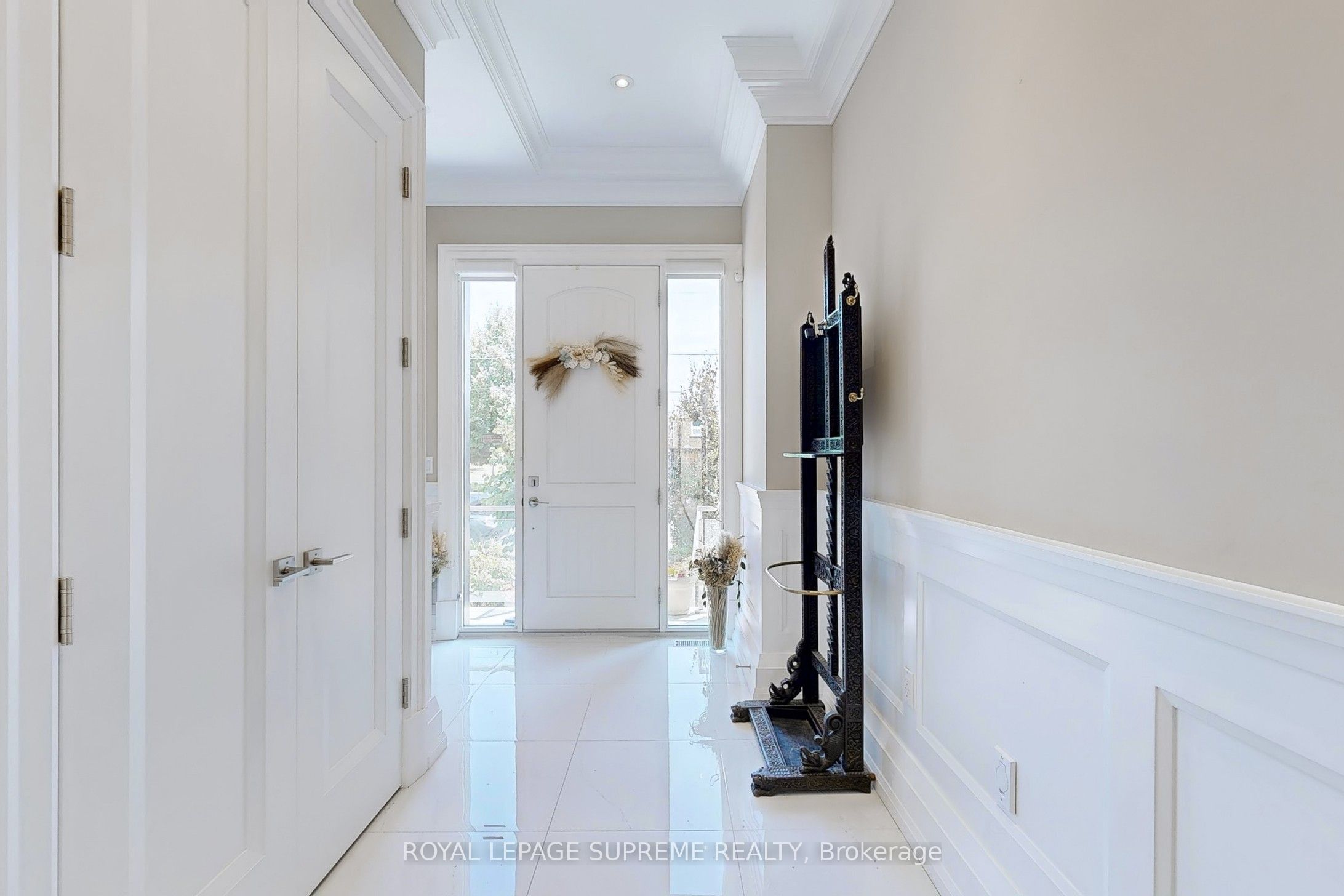 52B Cork Avenue, Toronto, ON, M6B 2X8 photo 4