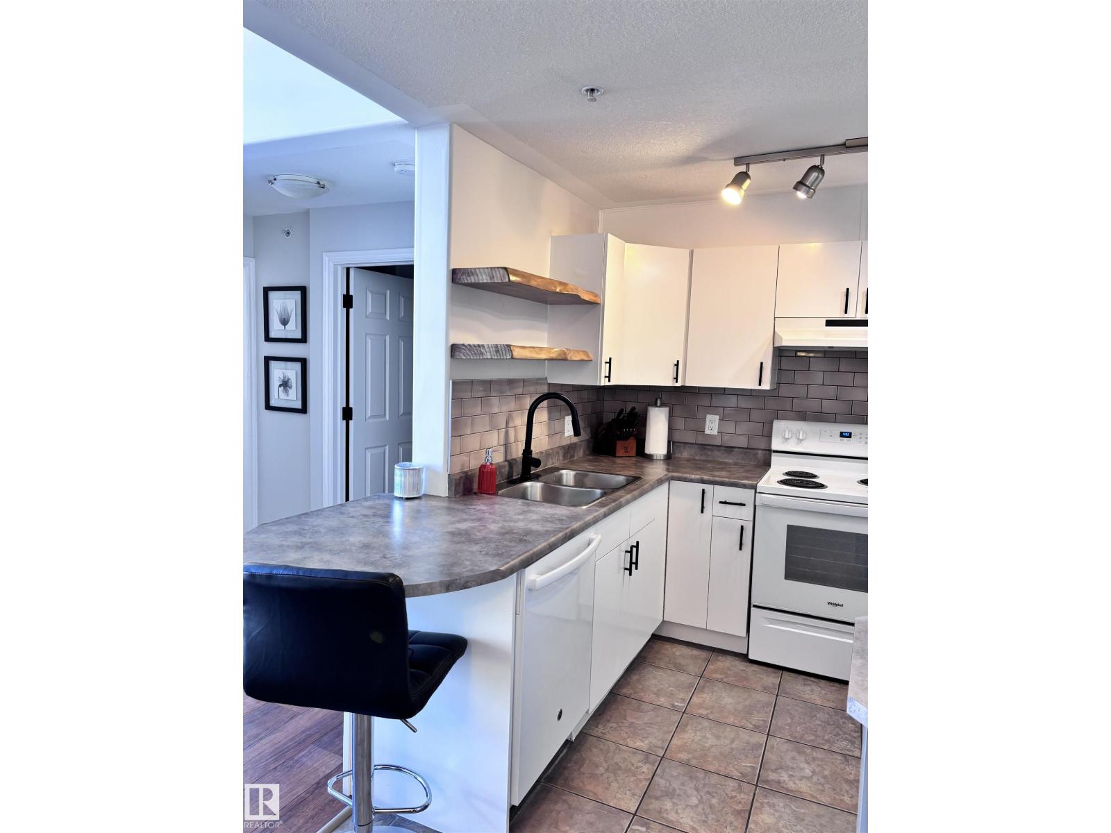 Additional image 6 of 506-10046 110 Street NW, Edmonton, AB, T5K2Y2