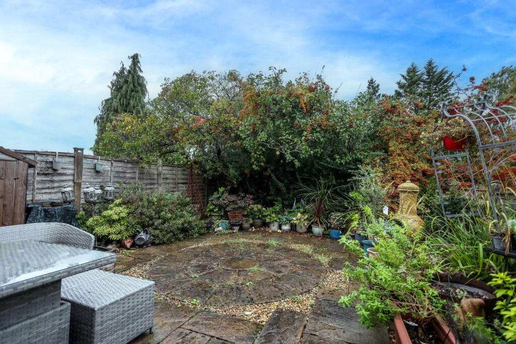 Campden Green, Solihull, B92 8HQ