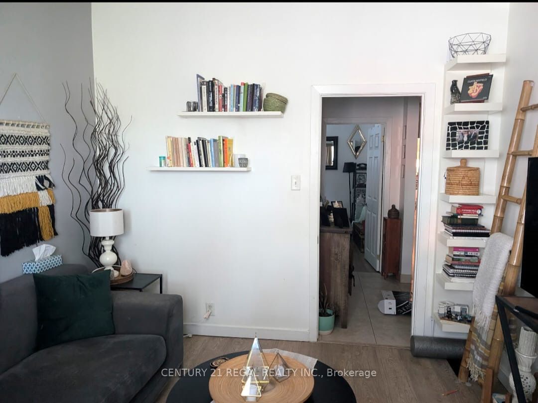 Additional image 4 of #1-1309 Dufferin Street, Toronto, ON, M6H 4C2