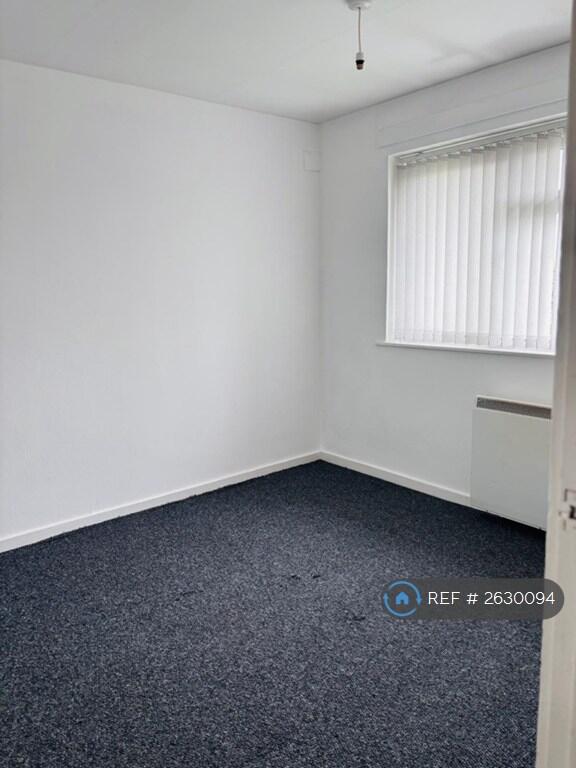 Mitford Drive, Solihull, B92 photo 4