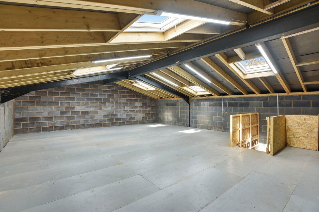 Additional image 15 of VALE VIEW, Wawensmere Road, Wootton Wawen, Henley-In-Arden, Warwickshire, B95 6BW