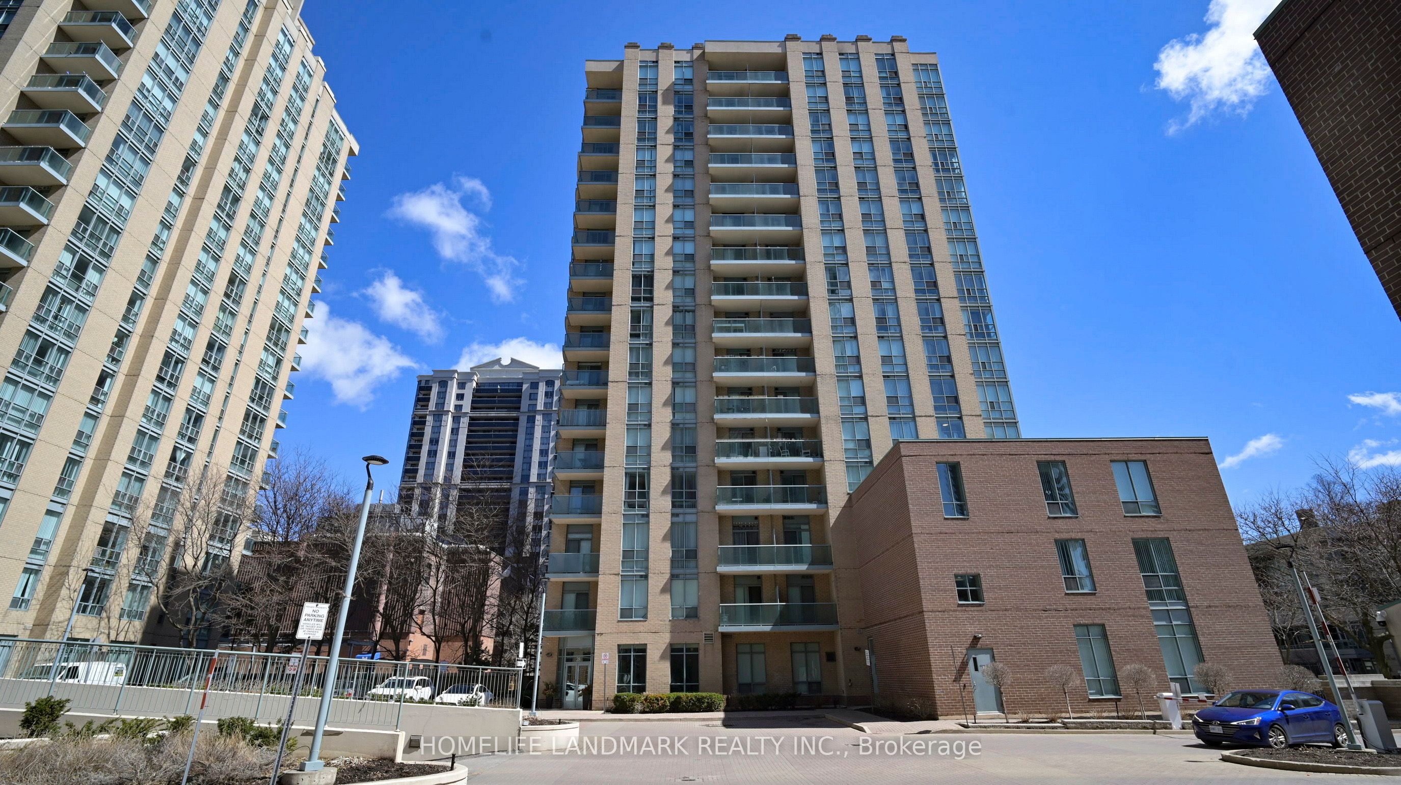 215-28 Olive Avenue, Toronto, ON, M2N 7E6