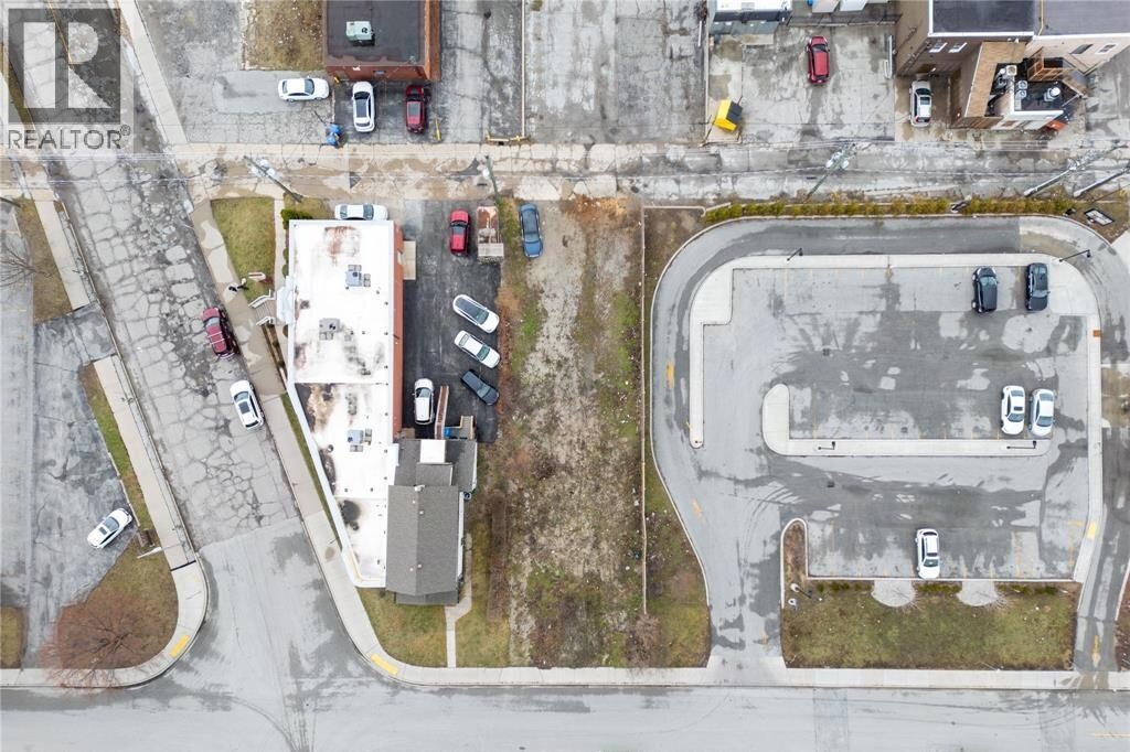 Additional image 8 of 667 Windsor Avenue, Windsor, ON, N9A1J6