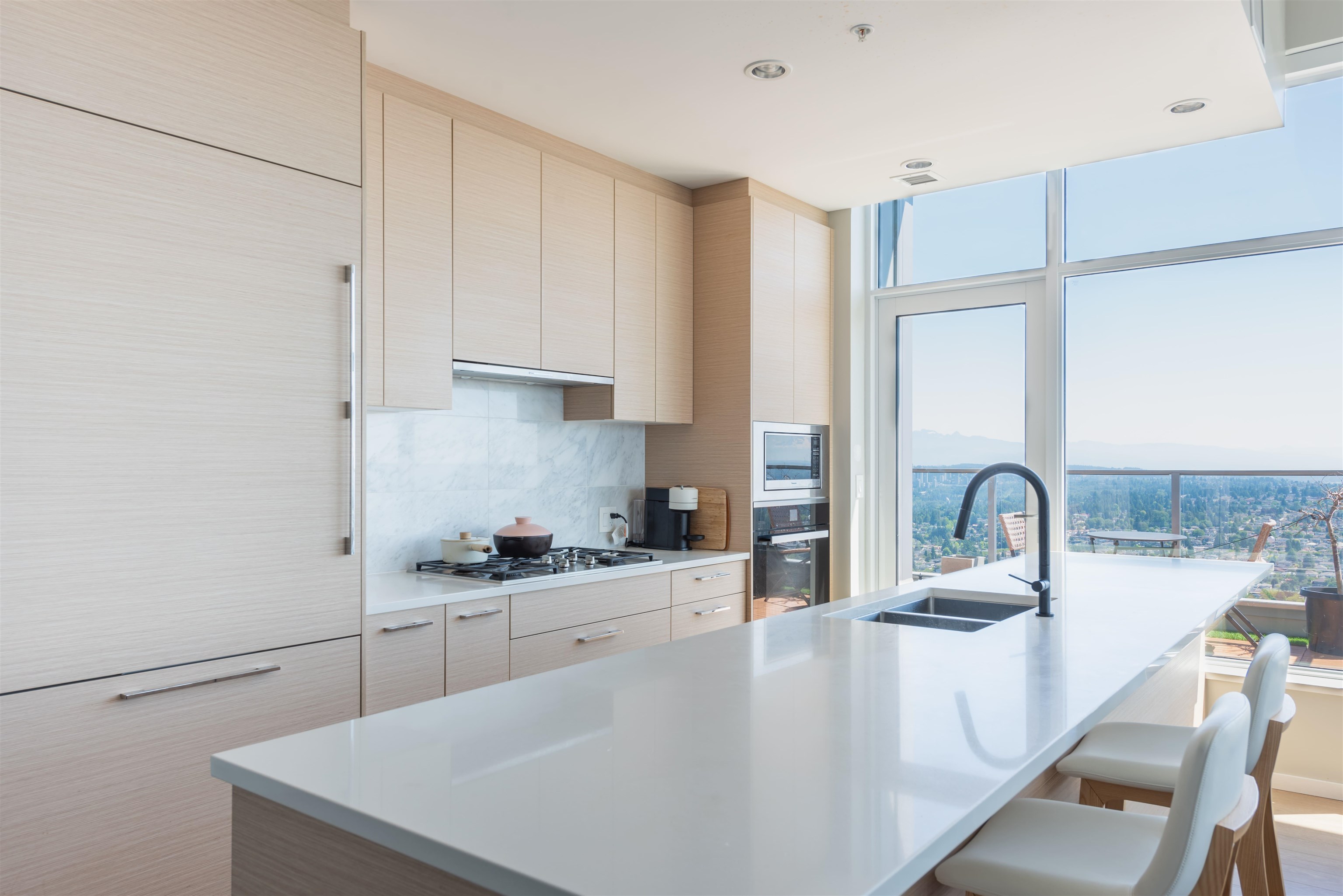 Additional image 3 of 3805-6700 Dunblane Avenue, Burnaby, BC, V5H 0E8