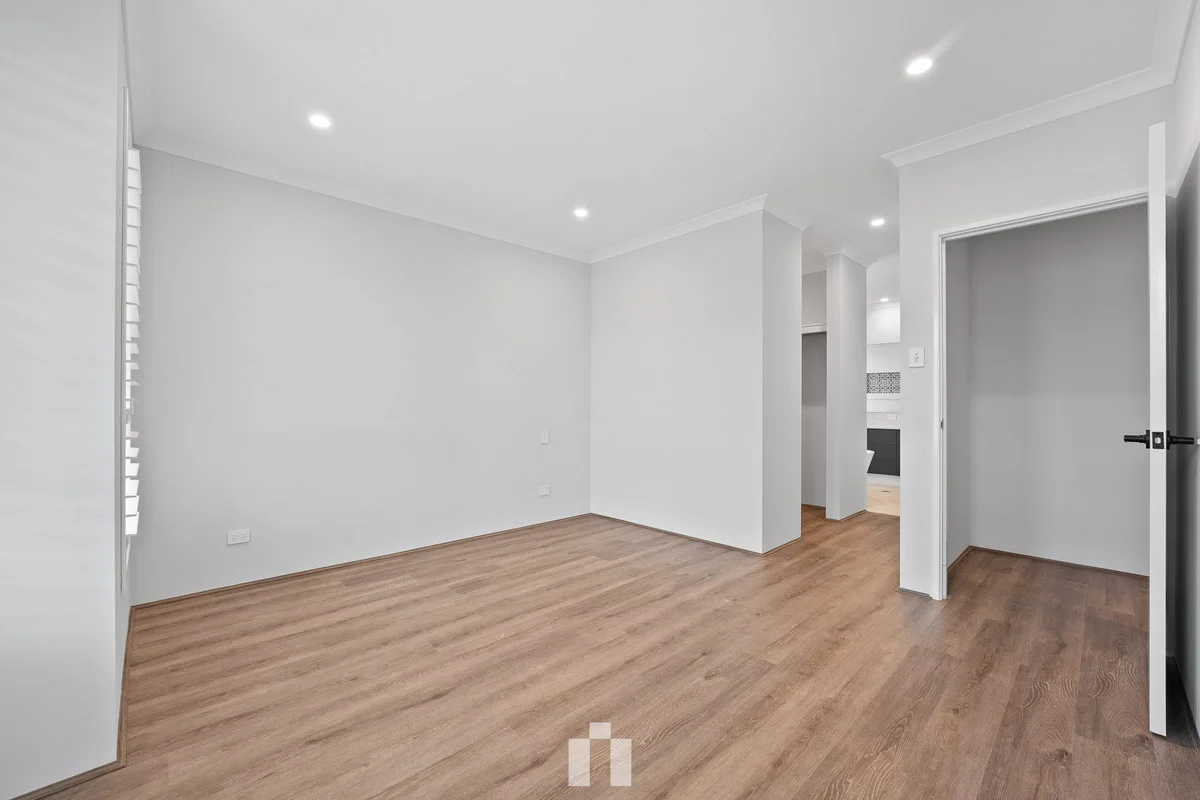17 Indium Street, Treeby WA 6164 photo 5