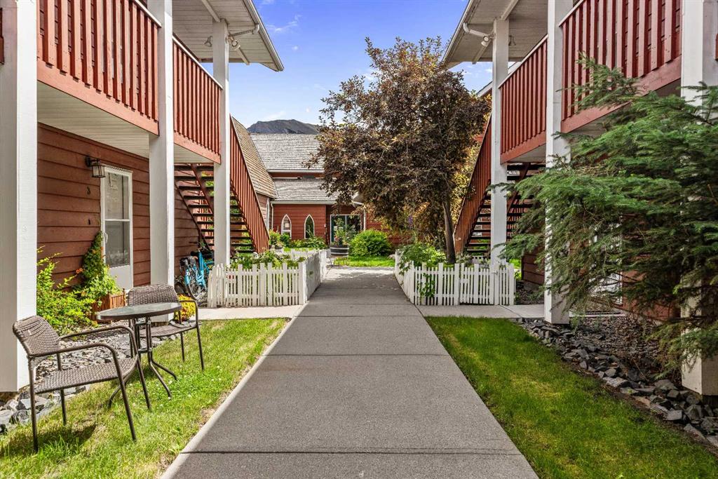 Additional image 2 of 3-717 7th Street E, Canmore, AB, T1W 2C3