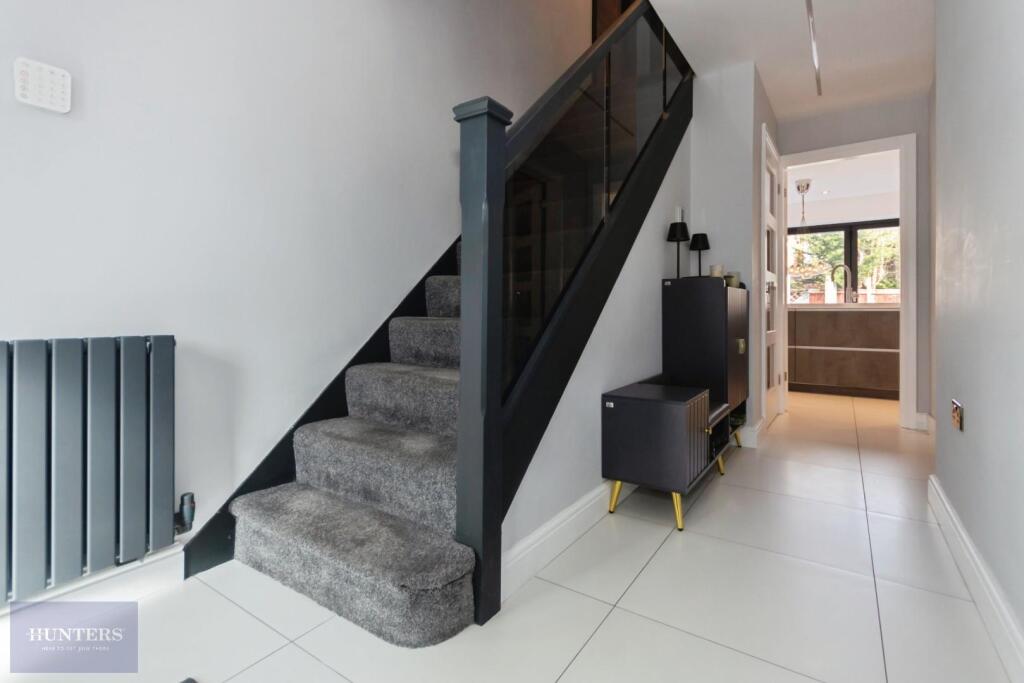 Barnfield Drive, Solihull photo 5