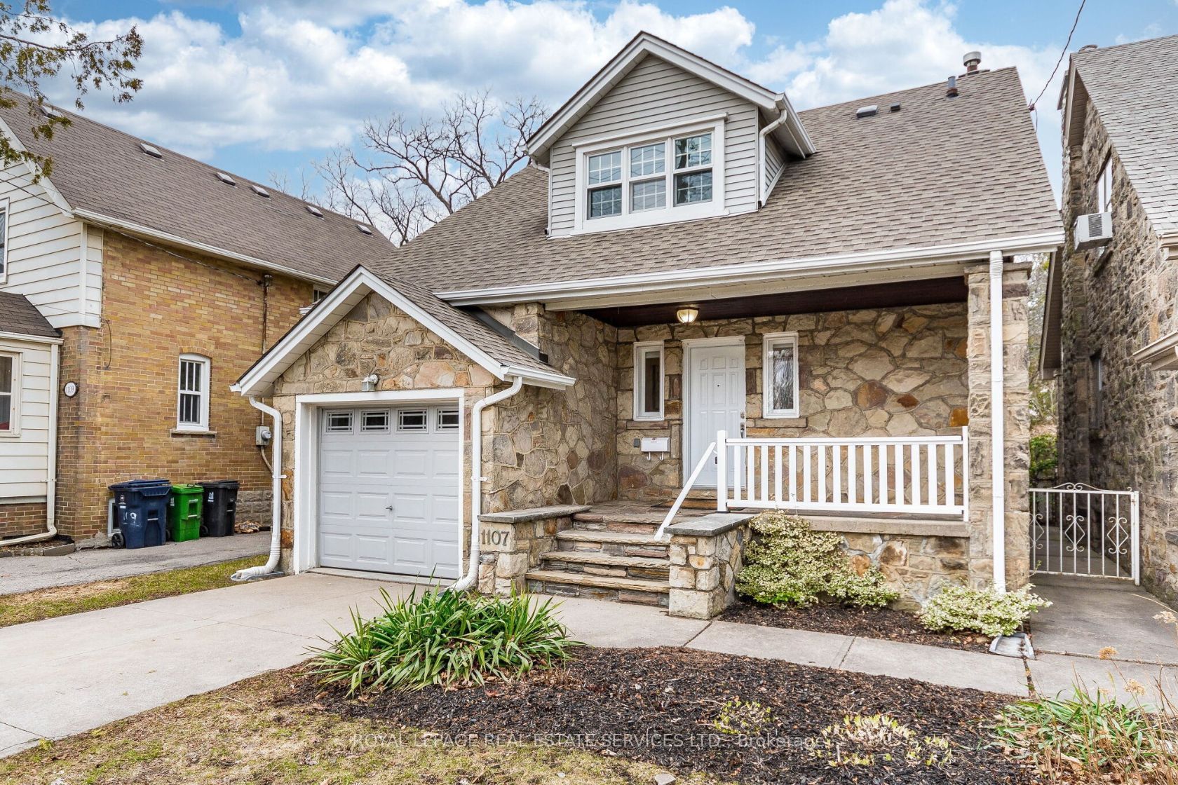 1107 Royal York Road, Toronto, ON, M8X 2G8