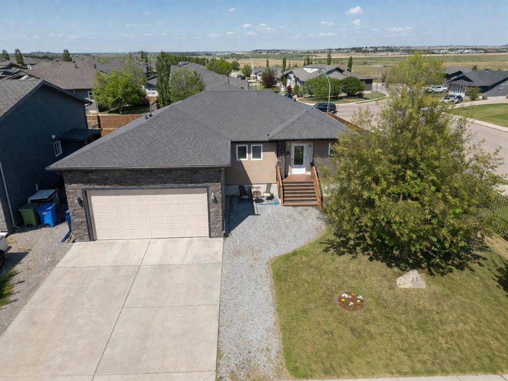 431 Carriage Lane Crossing, Carstairs, AB, T0M 0N0