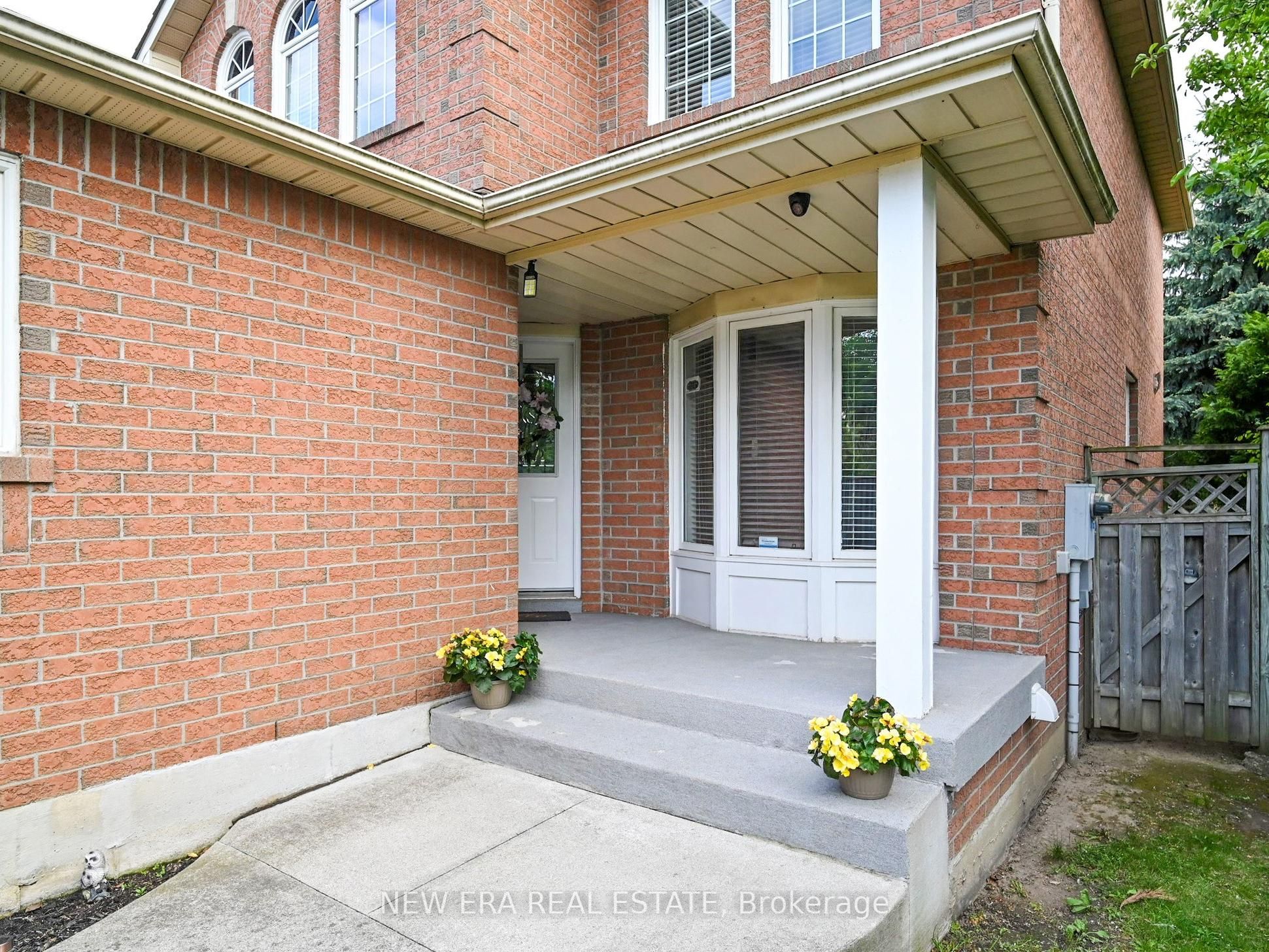 Additional image 3 of 5380 Floral Hill Crescent, Mississauga, ON, L5V 1V3