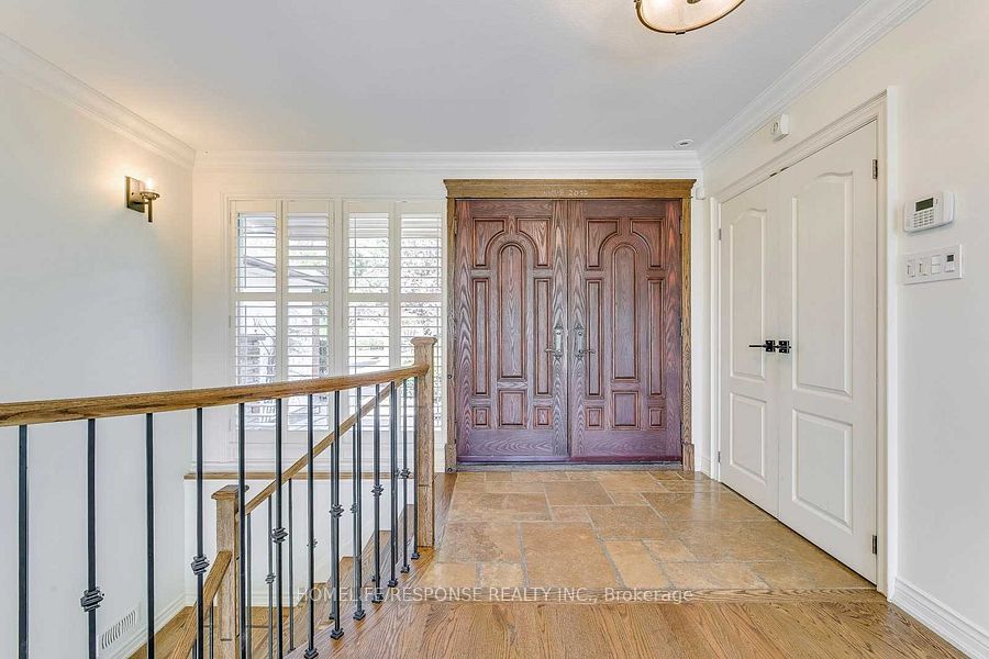 Additional image 4 of 3640 Burnbrae Drive, Mississauga, ON, L5C 2N7