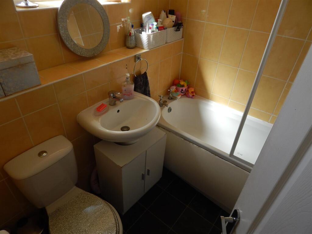 Additional image 10 of Eathorpe Close, Redditch