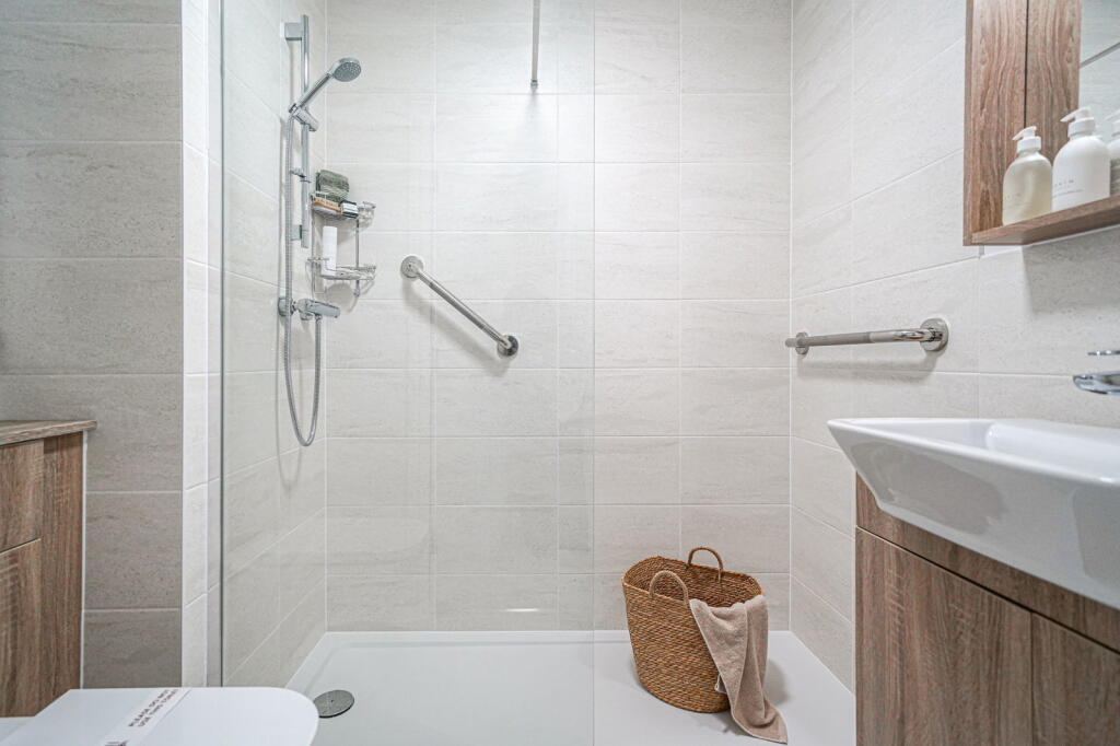 Additional image 11 of Apartment 17, Bower Lodge, Shirley