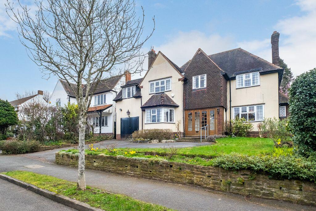 St. Bernards Road, Sutton Coldfield, B72 1LE