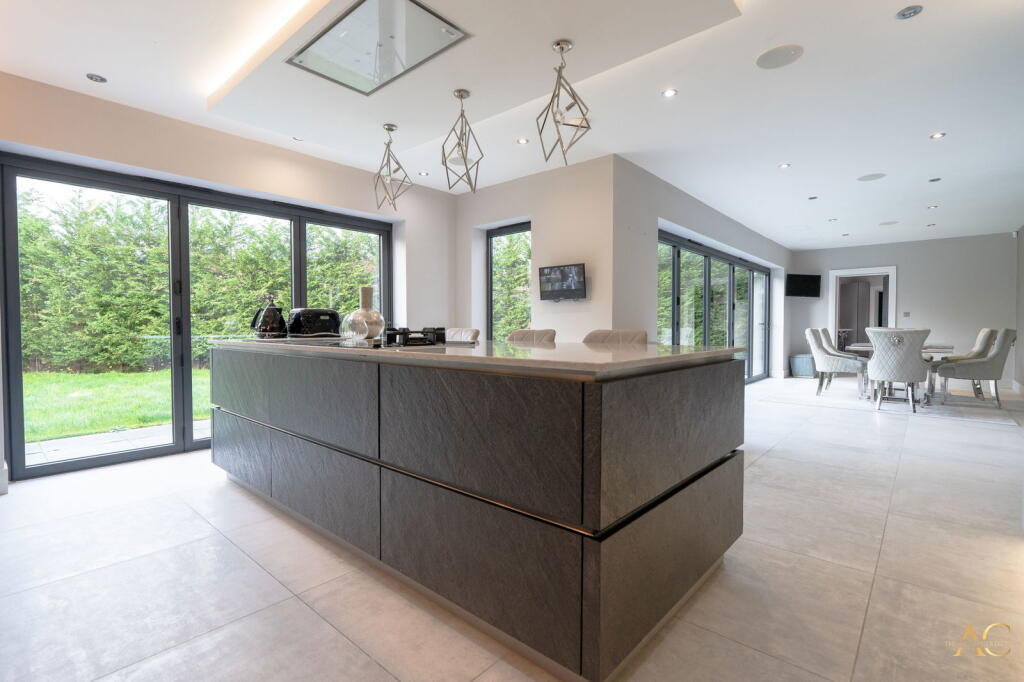 Additional image 8 of Widney Manor Road, Solihull, B91 3JQ