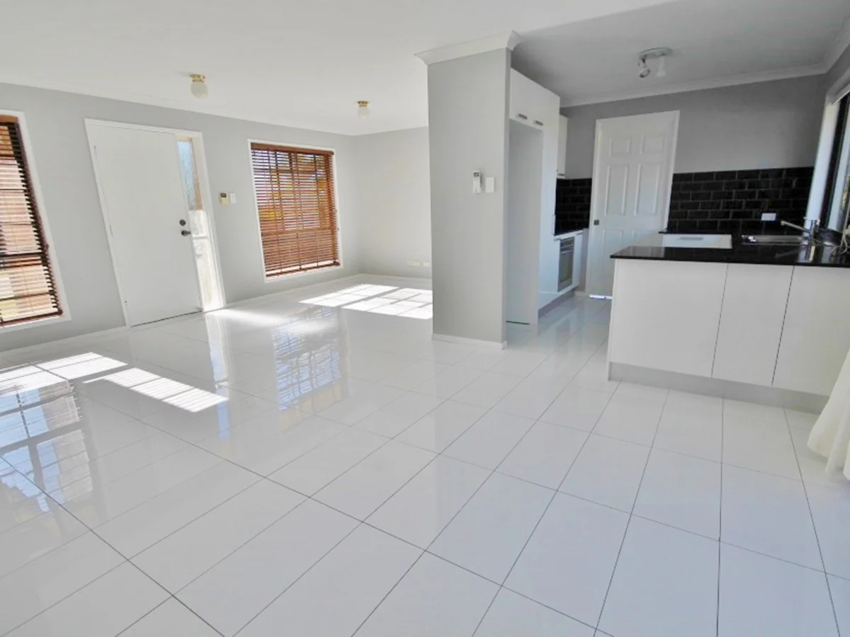 22 Shapcott Place, Runcorn QLD 4113 photo 4
