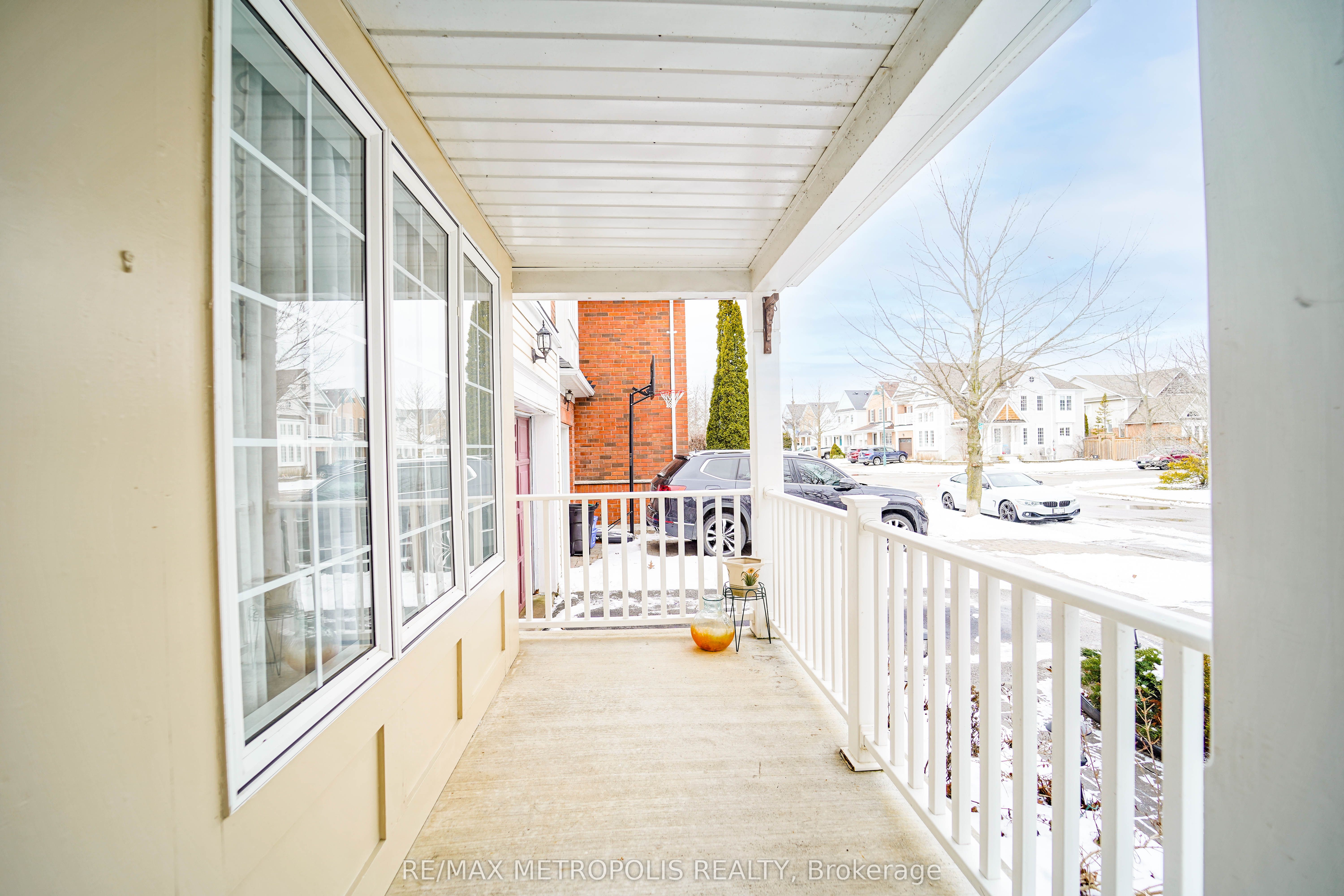 15 Lilley Avenue, Ajax, ON, L1Z 1L5 photo 3