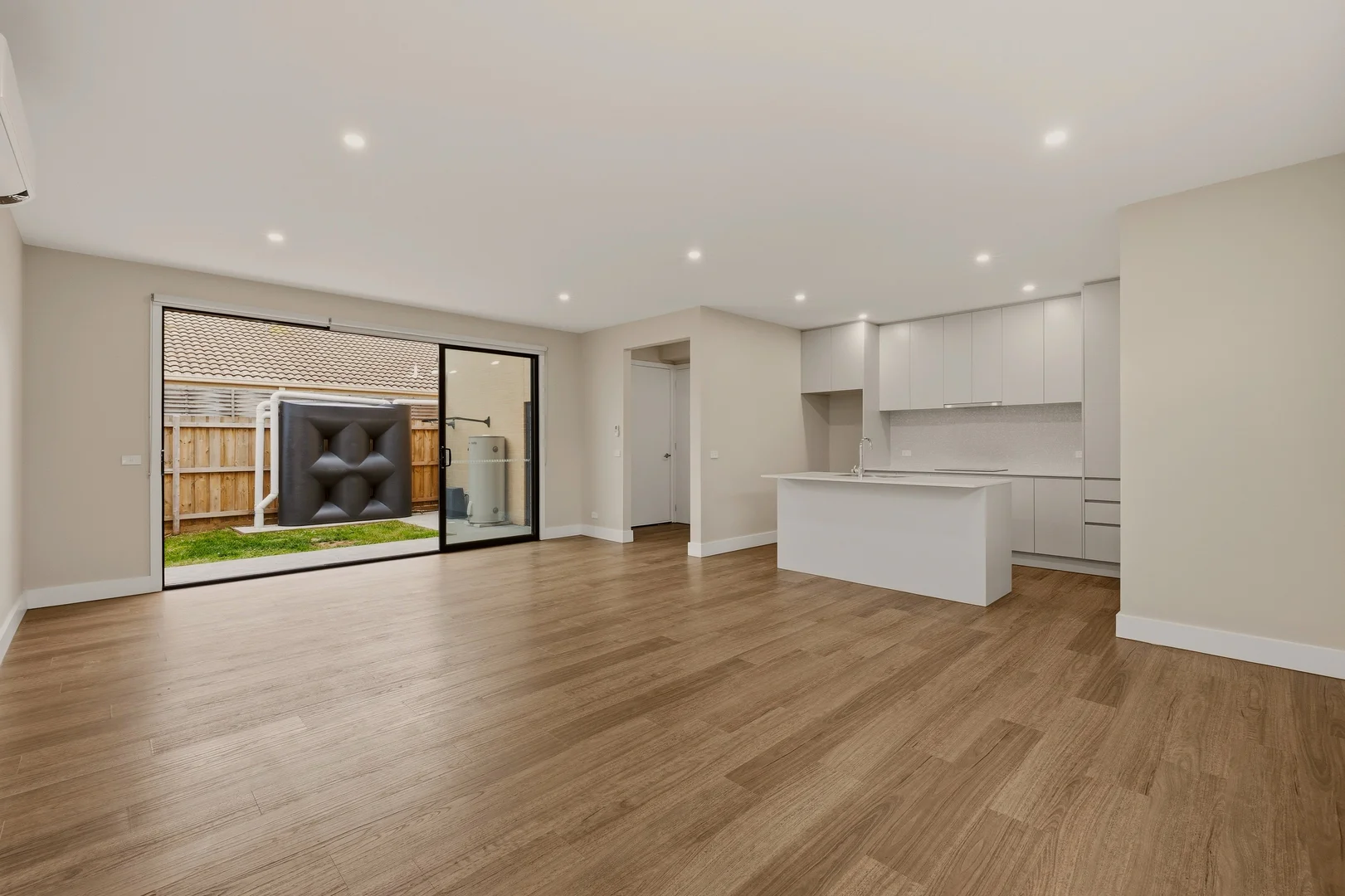 Additional image 2 of 39 Clifton Grove, Carrum Downs VIC 3201