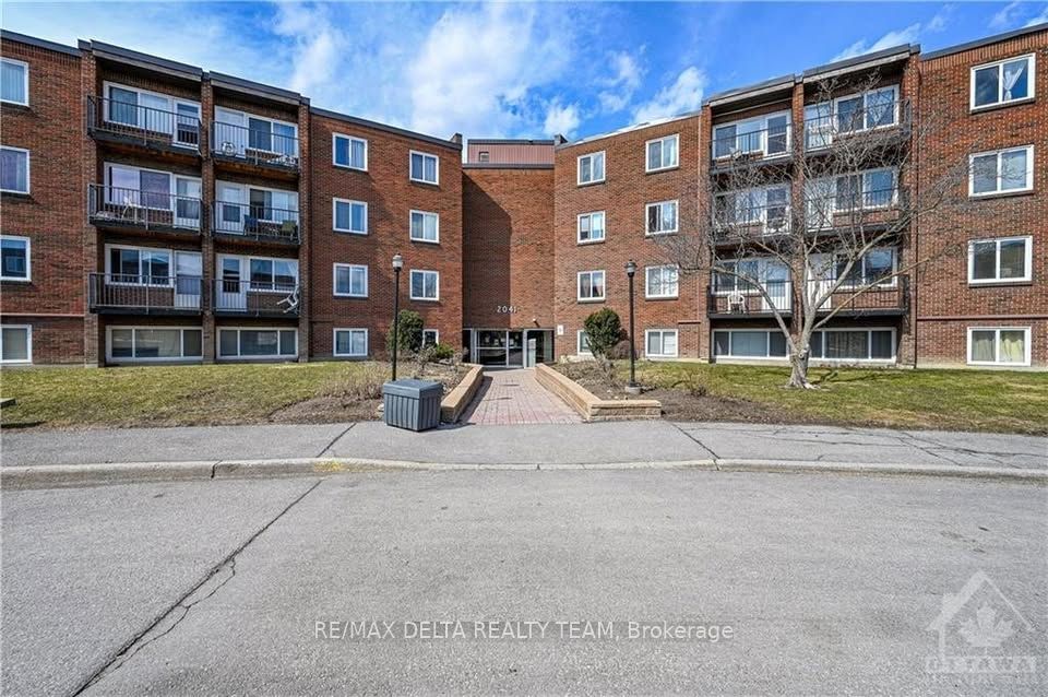104-2041 Arrowsmith Drive, Ottawa, ON, K1J 7V7