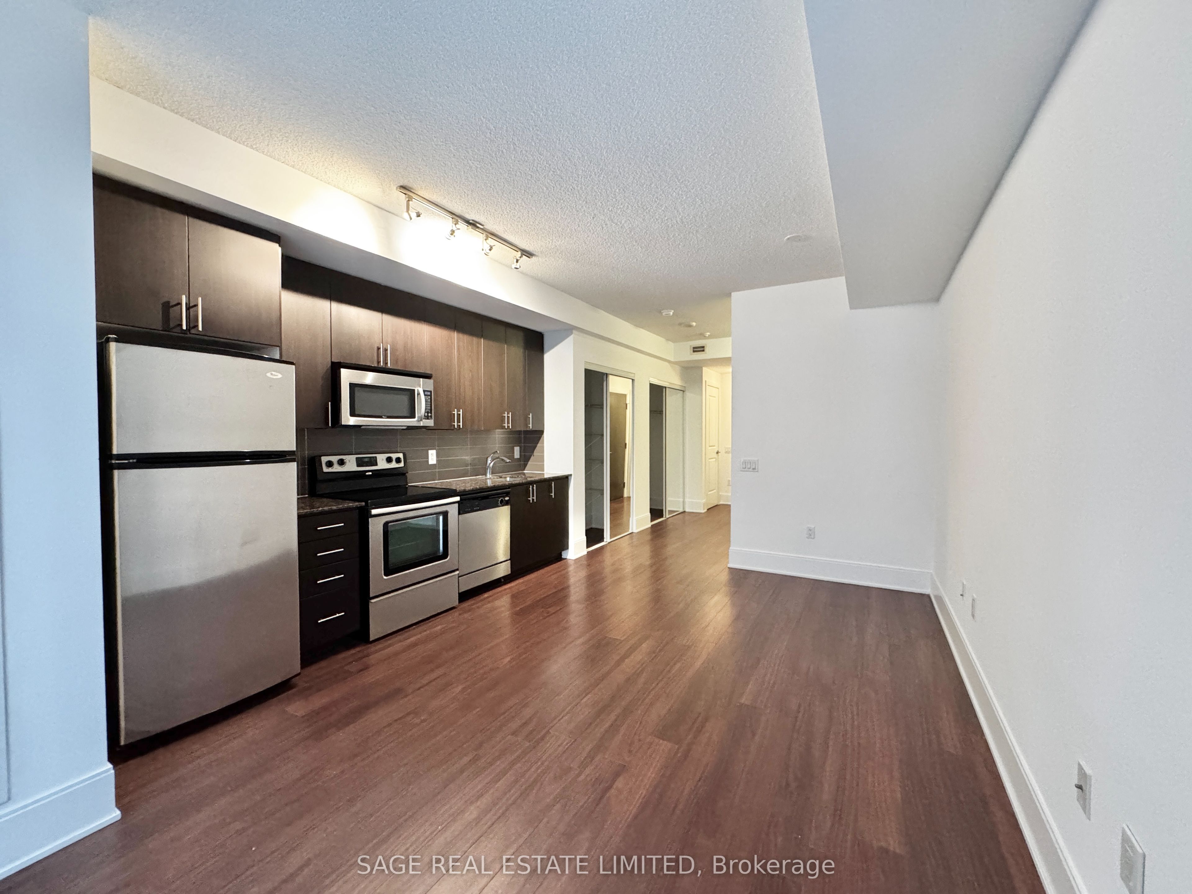 610-560 Front Street W, Toronto, ON, M5V 1C1