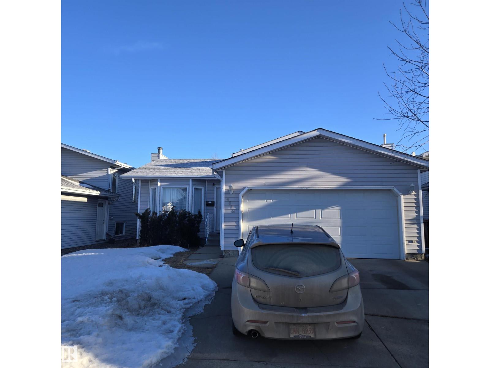 4016 22 Avenue NW, Edmonton, AB, T6L4G2