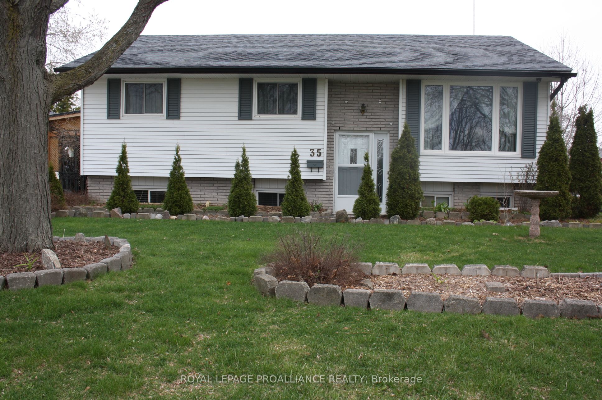 35 Morris Drive, Belleville, ON, K8P 5B3