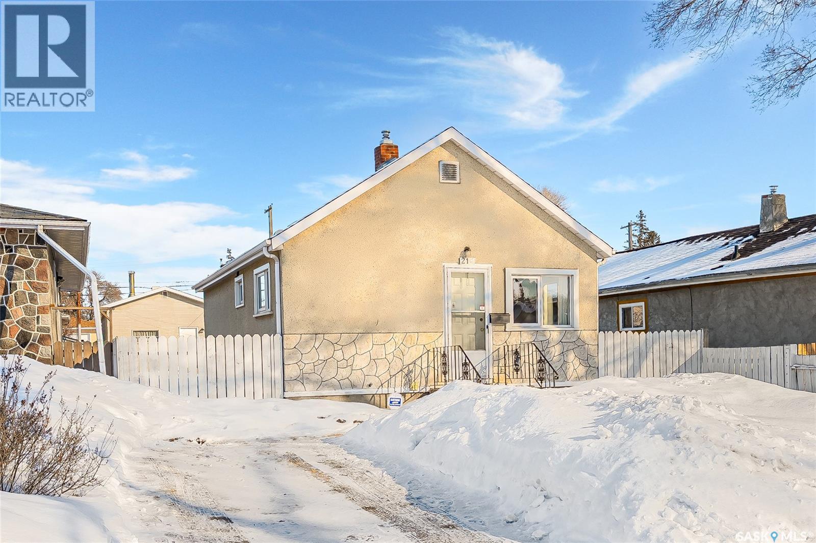 Additional image 2 of 214 Q Avenue N, Saskatoon, SK, S7L2X6