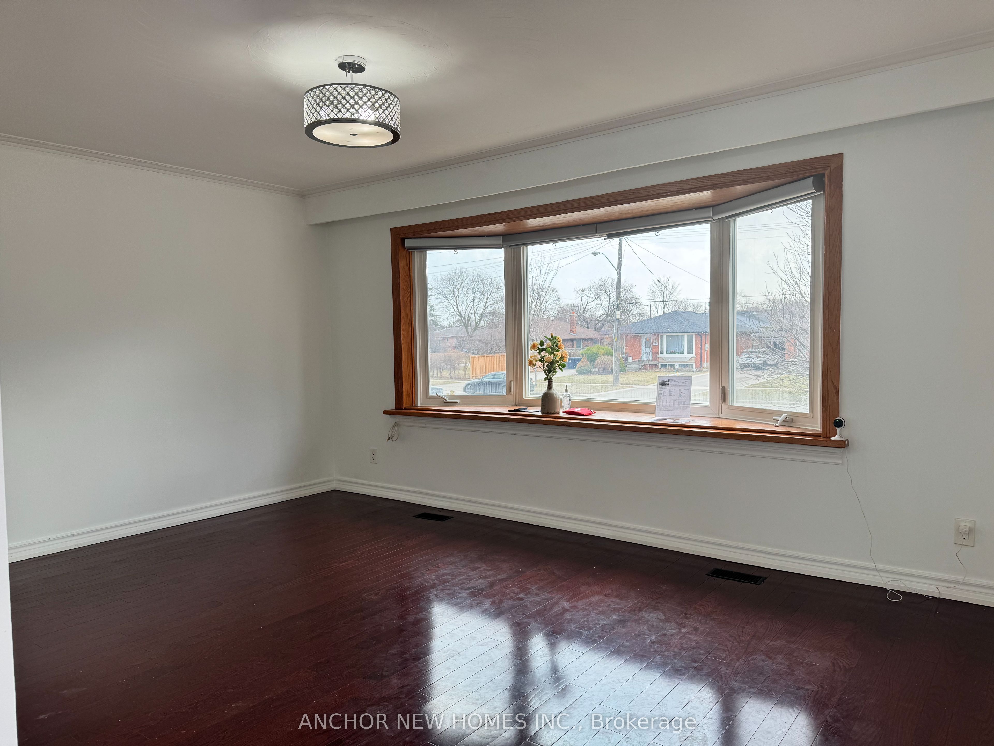 Additional image 5 of 28 Eringate Drive, Toronto, ON, M9C 3Y7