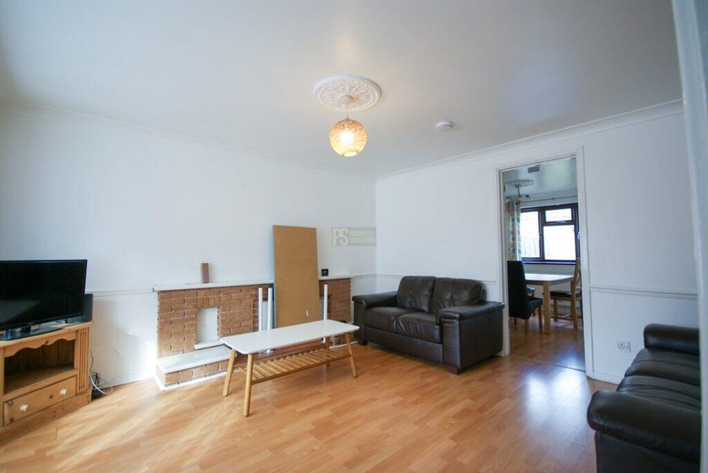 St Andrews Road, Birmingham,B9 4NB
