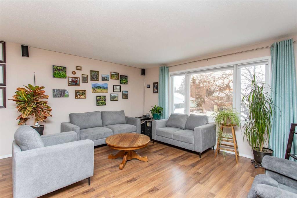 Additional image 5 of 10 Patterson Crescent, Red Deer, AB, T4P 1J5