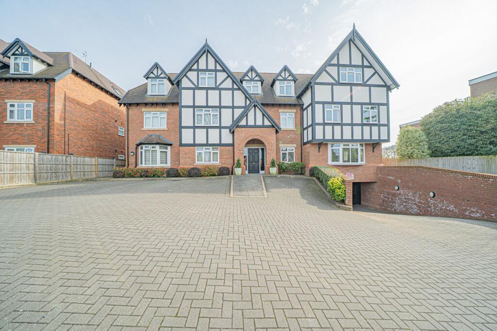 Dove House Lane, Fairway View, B91