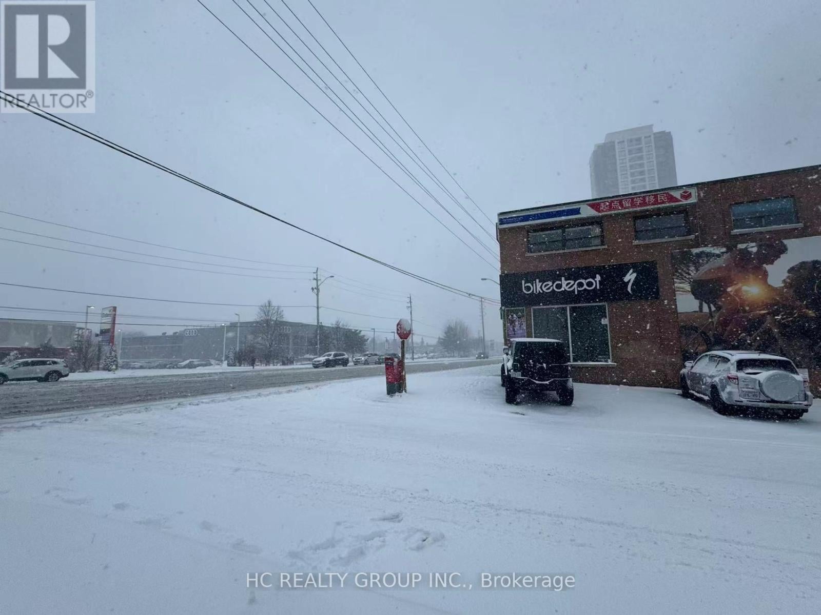 Additional image 2 of 2B-7027 Yonge Street, Toronto, ON, L3T2A5