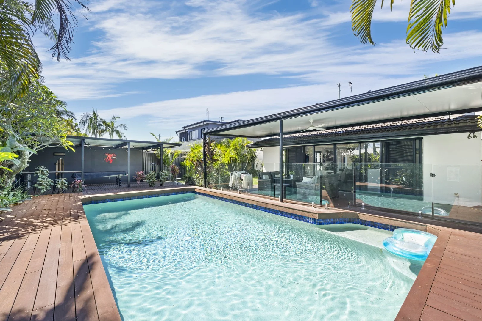 43 Rio Vista Boulevard, Broadbeach Waters QLD 4218