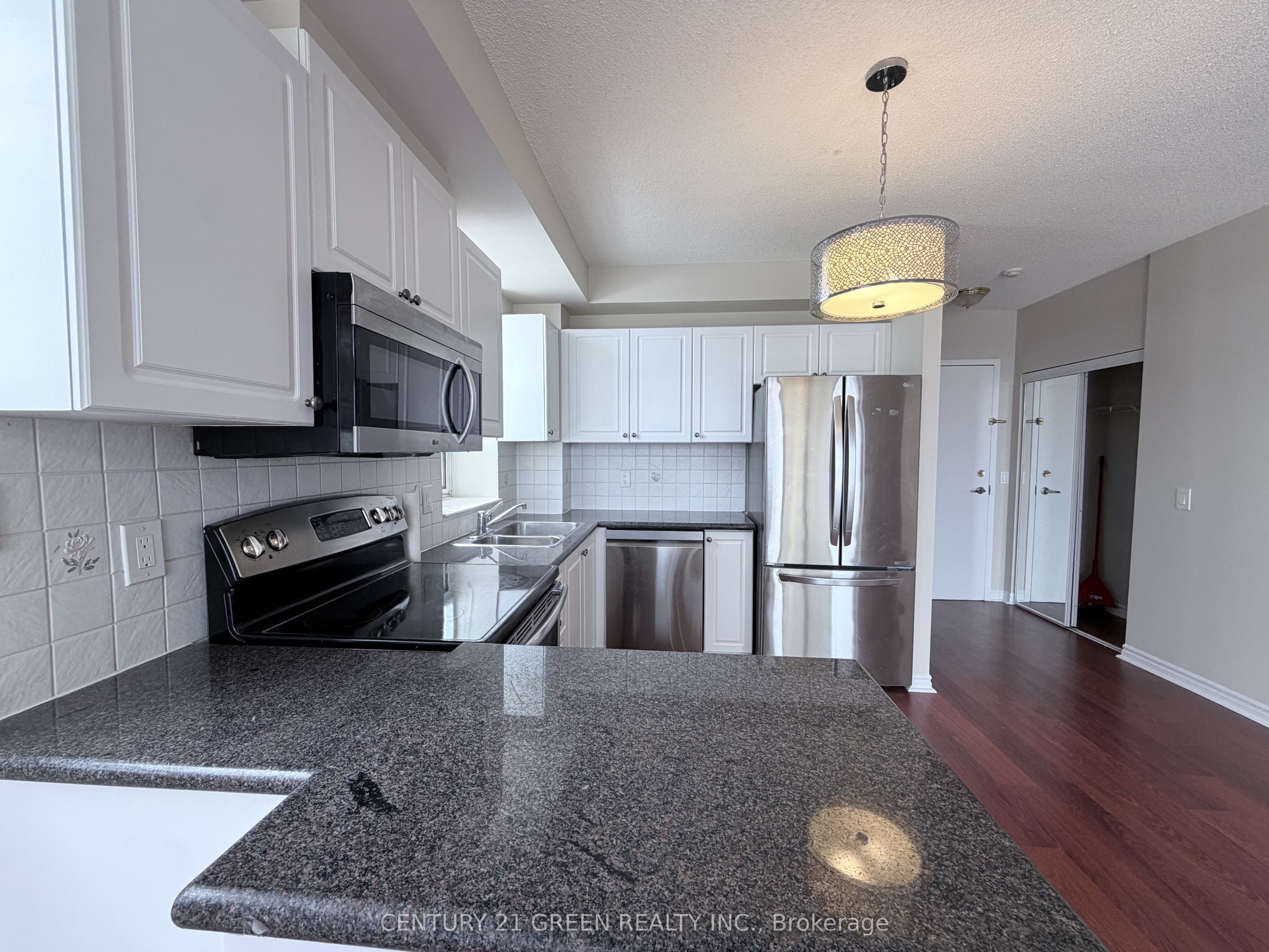 Additional image 4 of 1103-200 Burnhamthorpe Road E, Mississauga, ON, L5A 4L4