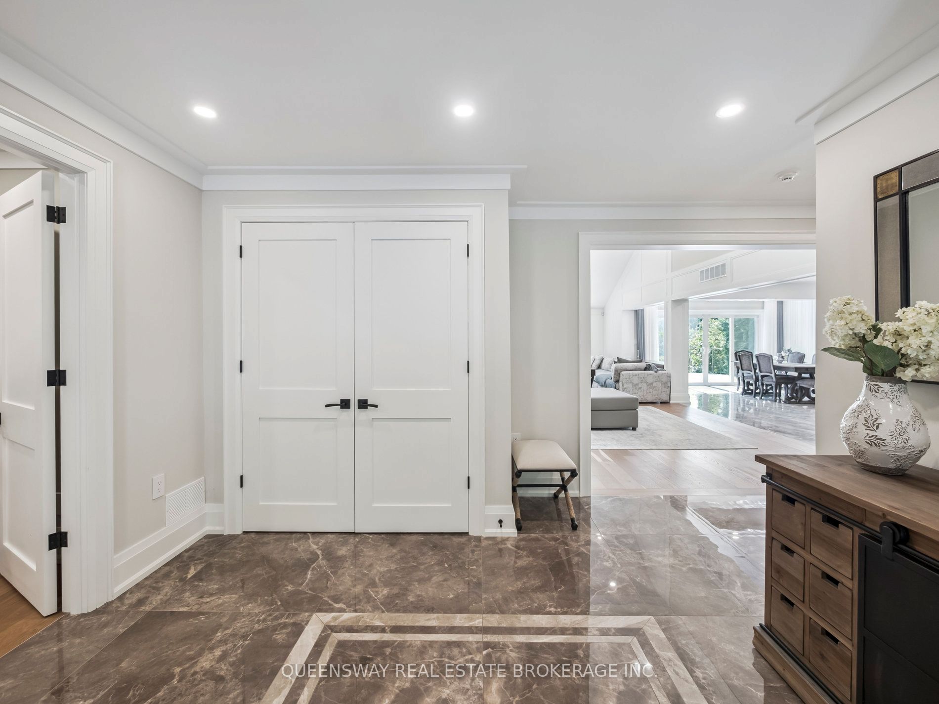 Additional image 4 of 109 Woodriver Bend, Georgina, ON, L0E 1R0