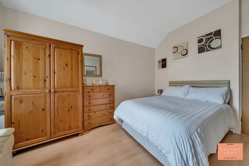 Additional image 27 of 3 bed detached house for saleVan Road, Caerphilly CF83