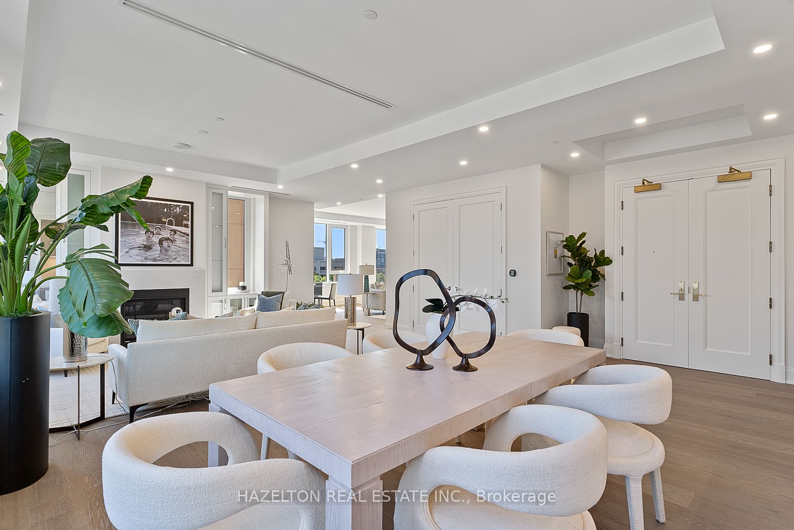 Additional image 5 of 802-128 Hazelton Avenue, Toronto, ON, M5R 2E5