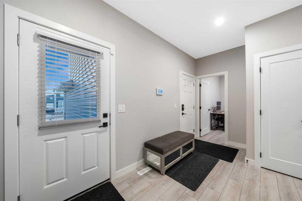 Additional image 3 of 132 Carringsby Avenue NW, Calgary, AB, t3p1s1
