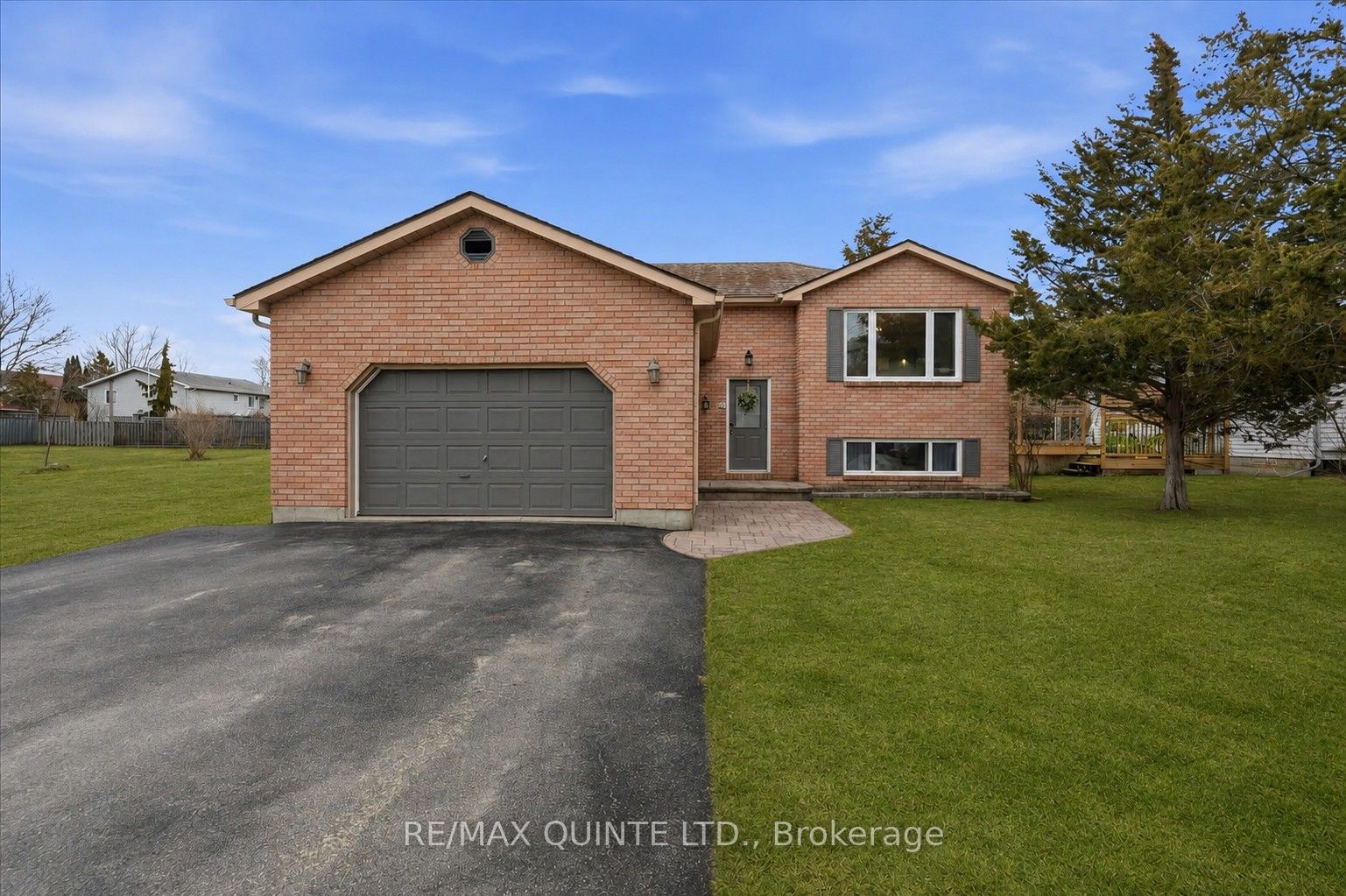 4 Harbourview Crescent, Prince Edward County, ON, K0K 3L0
