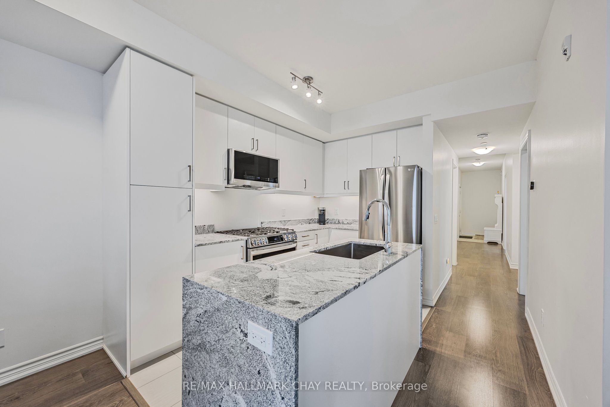 210-5 Spooner Crescent, Collingwood, ON, L9Y 1T3 photo 4