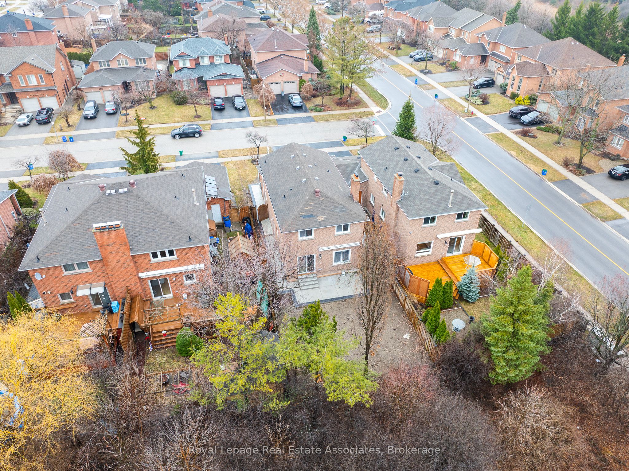 Additional image 2 of 191 Genesee Drive, Oakville, ON, L6H 5Y7