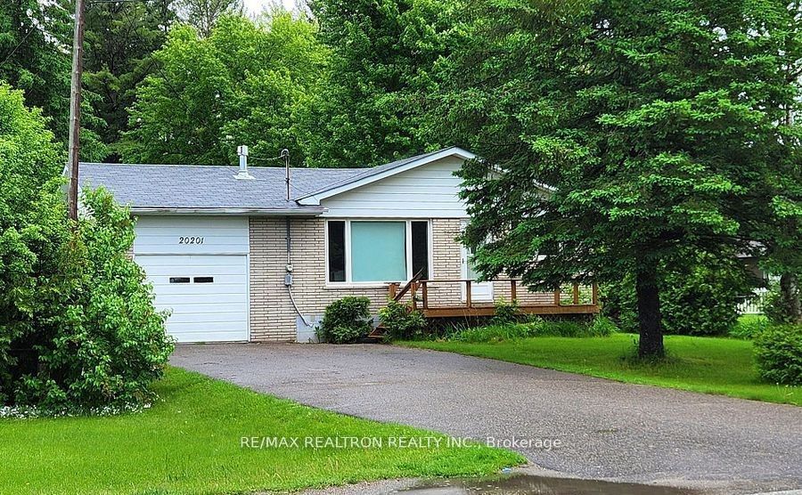 20201 Yonge Street, East Gwillimbury, ON, L9N 1B1