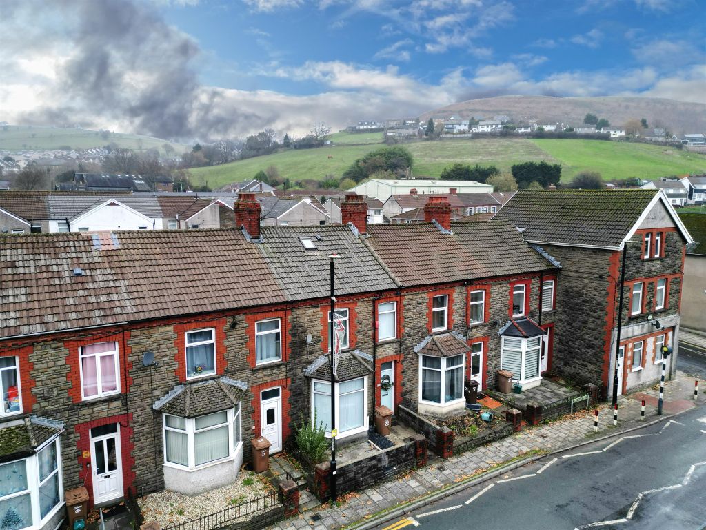 3 bed terraced house for saleThomas Street, Abertridwr, Caerphilly CF83