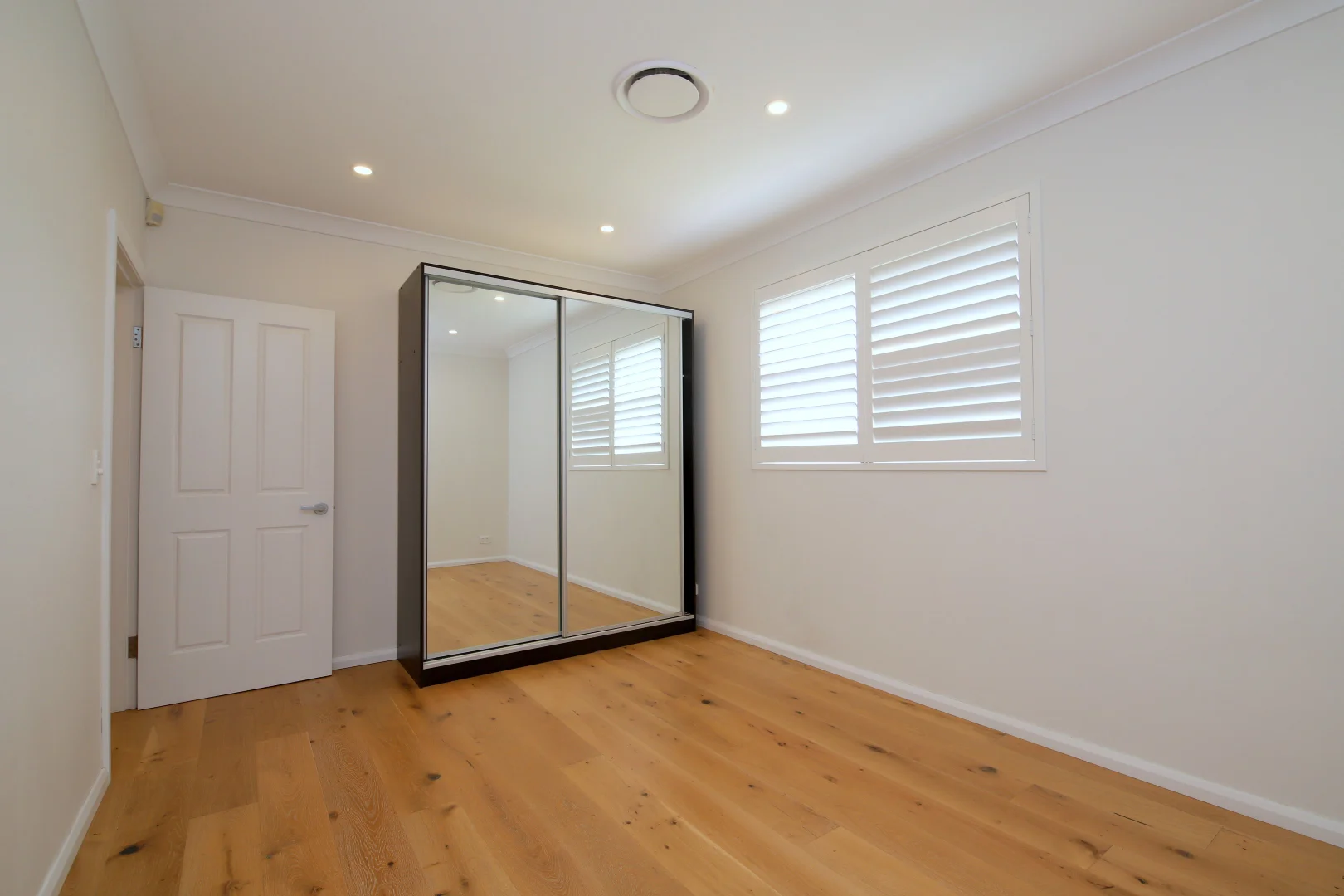 Additional image 5 of 18 Islington Crescent, Greenacre NSW 2190