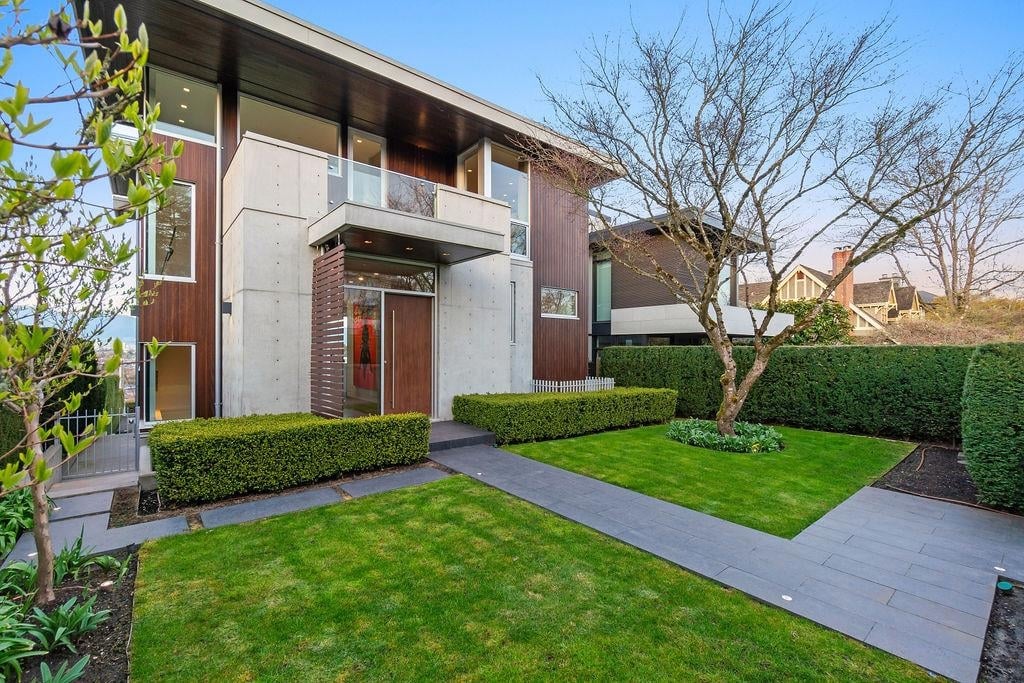 Additional image 2 of 2705 30th Avenue W, Vancouver, BC, V6L 1Y8